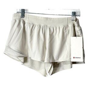 Lululemon Womens Hotty Hot LR Short 2.5" Lined White Running Size 14 NEW